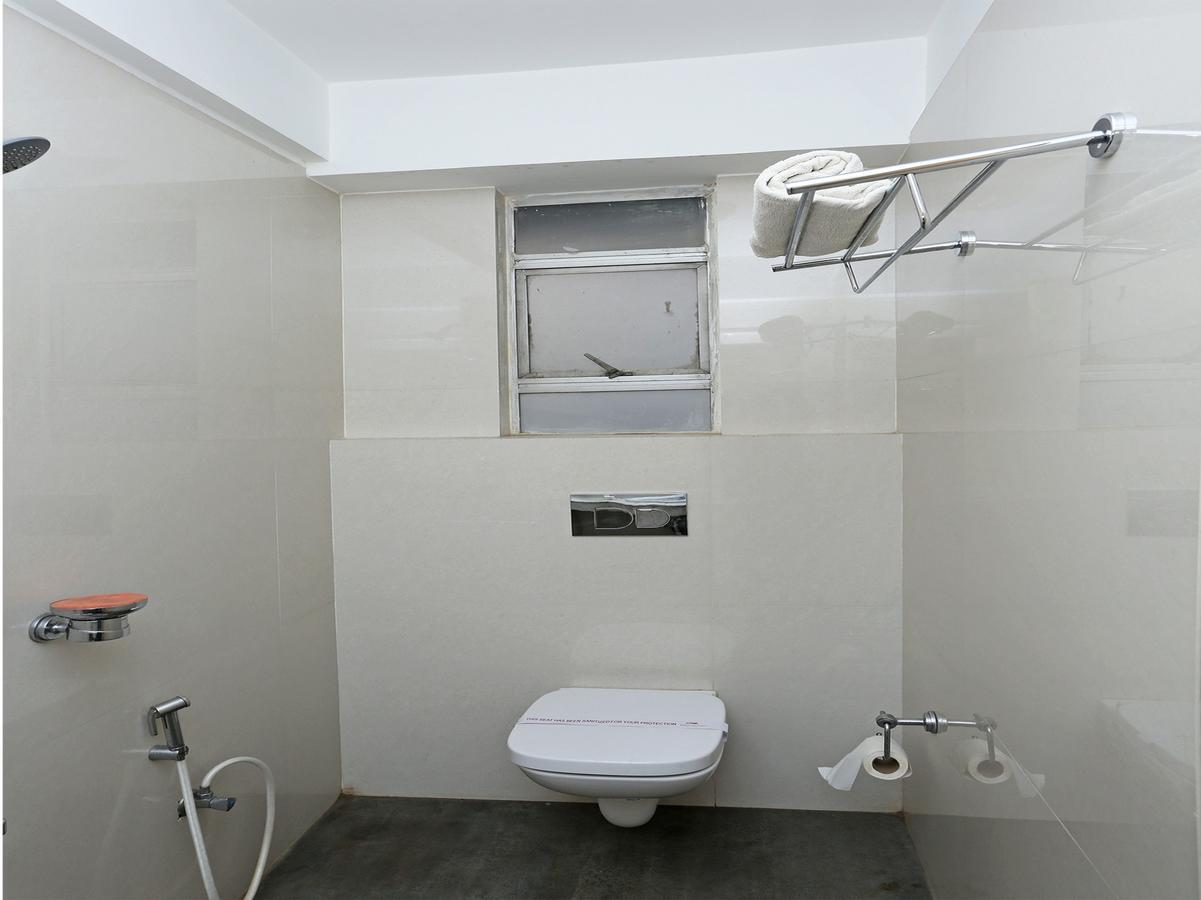 Hotel Amrit Regency Guwahati Exteriör bild