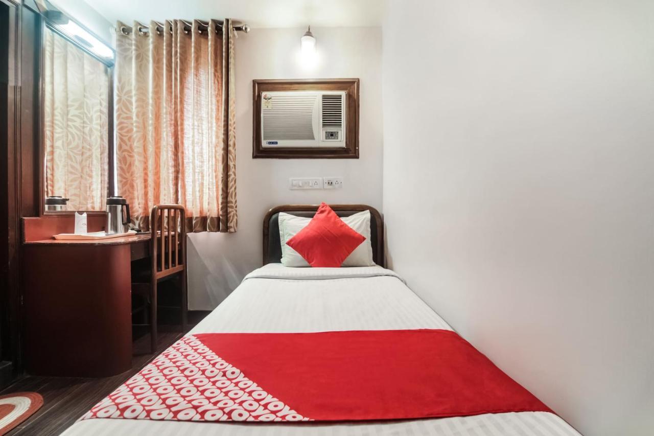 Hotel Amrit Regency Guwahati Exteriör bild