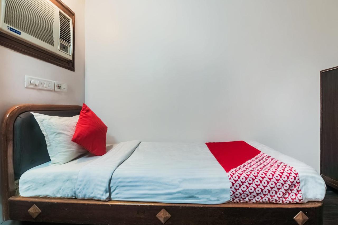 Hotel Amrit Regency Guwahati Exteriör bild